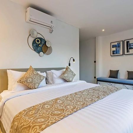 Manresa Villa Bali 4 Canggu Екстериор снимка