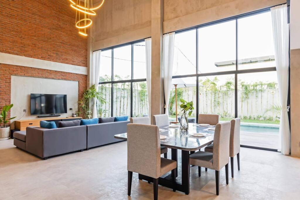 Manresa Villa Bali 4 Canggu Екстериор снимка
