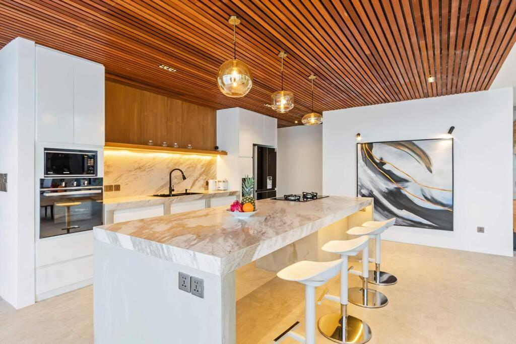 Manresa Villa Bali 4 Canggu Екстериор снимка